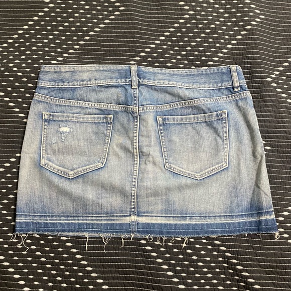 Old Navy Jean Mini Skirt - Picture 2 of 2